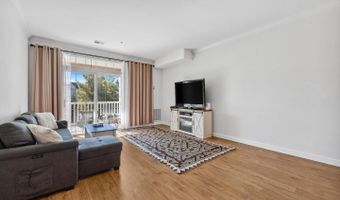 43371 LOCUST DALE Ter 107, Ashburn, VA 20147