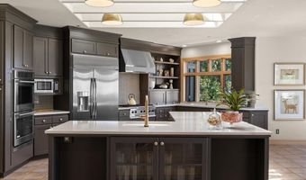 500 Ashland Loop Rd, Ashland, OR 97520