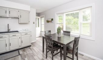 215 Penrose Dr, Kendallville, IN 46755