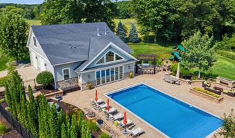 15471 Dogwood St NW, Andover, MN 55304