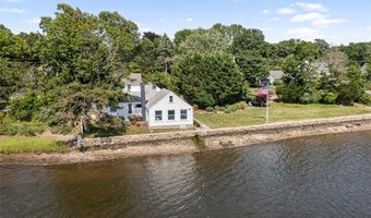166 New Meadow Rd, Barrington, RI 02806