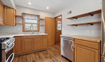 722 47th Ave, Amana, IA 52203