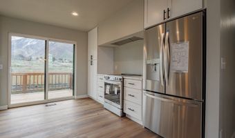 7603 S SILVER FORK Dr, Cottonwood Heights, UT 84121