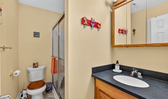 405 Timber Ln 405, Canton, CT 06019