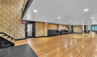 518 CHARLES N, Baltimore, MD 21201