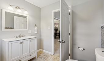 677 OLD PORTER Rd, Bear, DE 19701