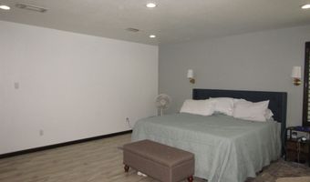27 W Compress Rd, Artesia, NM 88210