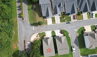 10 Castlemoor Loop, Adairsville, GA 30103