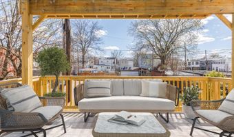 424 TAYLOR St NW 1, Washington, DC 20011