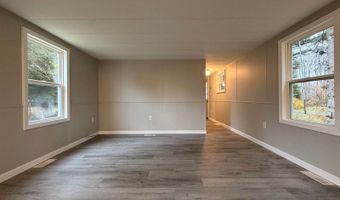 48 Bushey St, Ashland, ME 04732