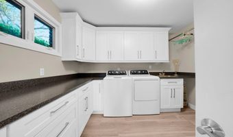 7418 Aqua Isle, Algonac, MI 48001