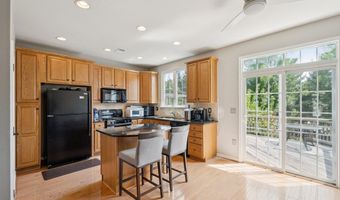 24722 CLOCK TOWER Sq, Aldie, VA 20105