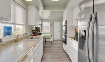 13167 Olathe Rd, Apple Valley, CA 92308