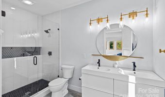 2553 Elkwood Cir, Charlotte, NC 28205