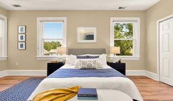 1231 FRANKLIN St NE, Washington, DC 20017
