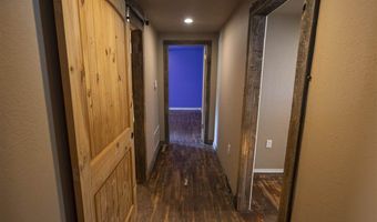 608 E Carter Ave, Apache, OK 73006