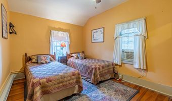 303 E Main St, Abingdon, VA 24210