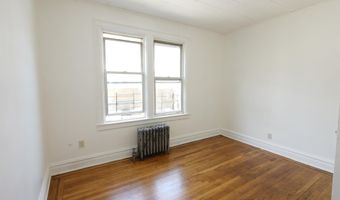 573 AVENUE E 4, Bayonne, NJ 07002