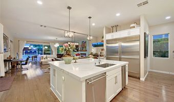 10313 Jade Point Dr, Las Vegas, NV 89135