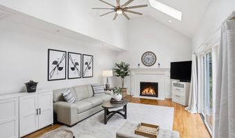 16 Chestnut St, Acton, MA 01720