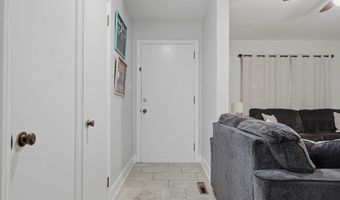 1812 Dawson Rd, Albany, GA 31707