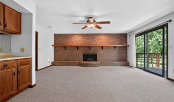 12757 Chamberlain Rd, Aurora, OH 44202