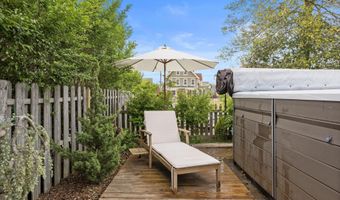210 N BEACH Ave, Beach Haven, NJ 08008