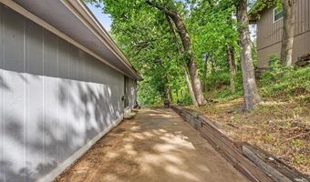 1329 Oakdale Dr, Bartlesville, OK 74006