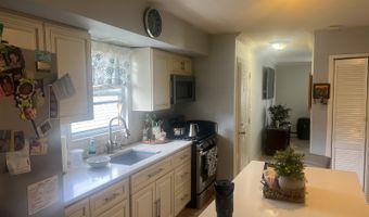 102 W 48TH St, Bayonne, NJ 07002