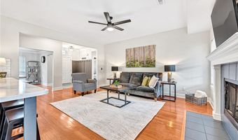 701 SW Maidstone Ave, Bentonville, AR 72712