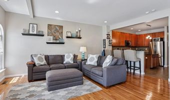 5524 STONECROFT Ln, Allentown, PA 18106