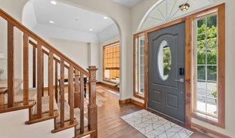 16711 Thompson Rd, Brookings, OR 97415