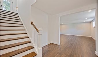 2100 PATRICK HENRY Dr, Arlington, VA 22205