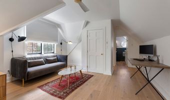 8 Twixt Rd, Cornwall, CT 06753