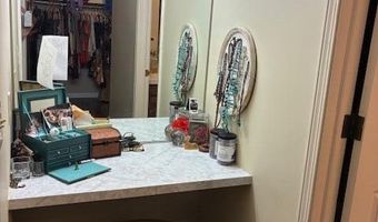 1424 Dicken Dr, Ann Arbor, MI 48103