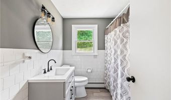 47 Shady Lea Rd, North Kingstown, RI 02852
