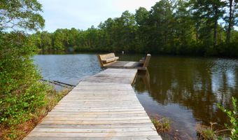 518 Saddle Dr, Camden, SC 29020