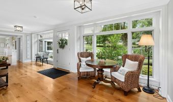 2458 RIVERBEND Rd, Allentown, PA 18103