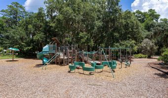918 La Chere St, Beaufort, SC 29902
