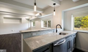 1825 CALLOWHILL St 102, Philadelphia, PA 19130