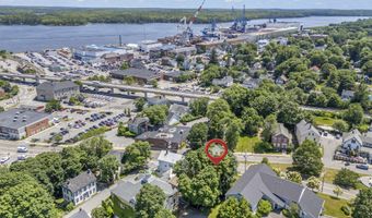 141 Centre St, Bath, ME 04530
