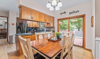 1035 Vermont Ct, Ames, IA 50014