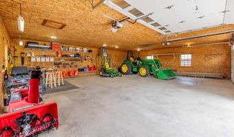2433 Southfork Rd, Cody, WY 82414