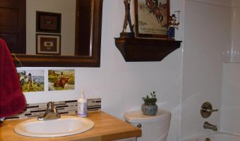 86 BUCK Rd, Cora, WY 82925