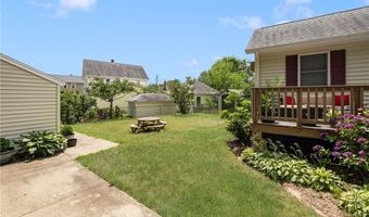 29 Fenner Ave A, East Providence, RI 02915