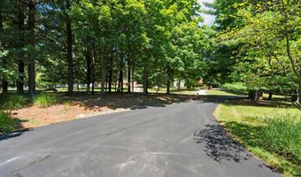 2805 Byington Blvd, Ann Arbor, MI 48105