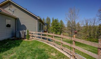 208 Augusta Village Pl, Augusta, MO 63332