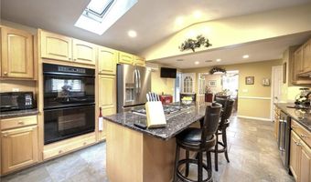 9 Patricia Dr, North Providence, RI 02904