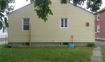 18 DICKINSON Ave, North Providence, RI 02904