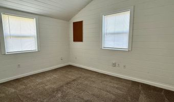 607 Ellenhurst Dr, Anderson, IN 46012